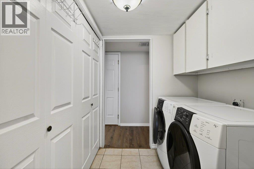 2090 14 Street SW, Salmon Arm