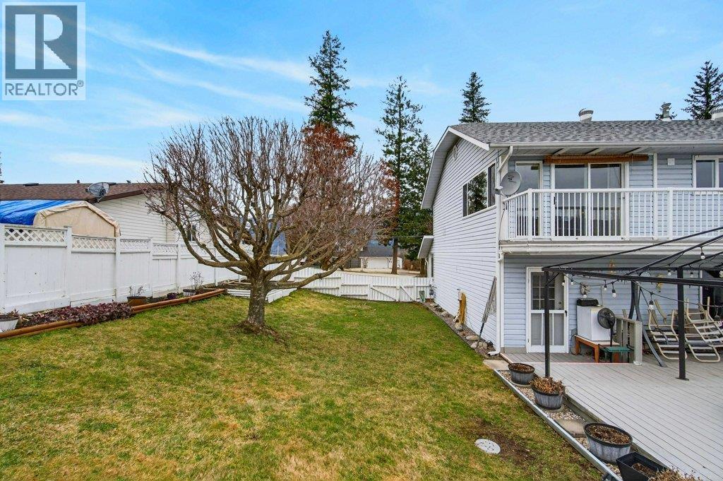 2090 14 Street SW, Salmon Arm