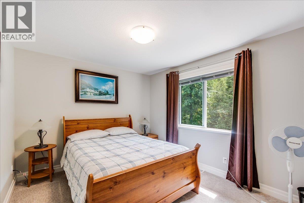 220 CHASE Road, Christina Lake