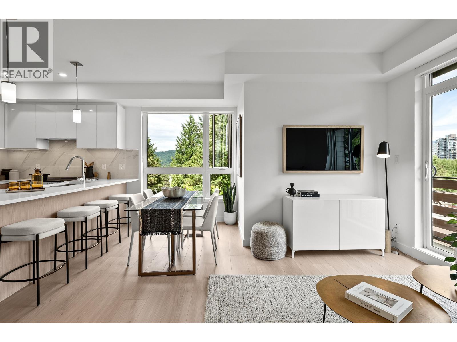 416 150 JAMES Road - photo 2