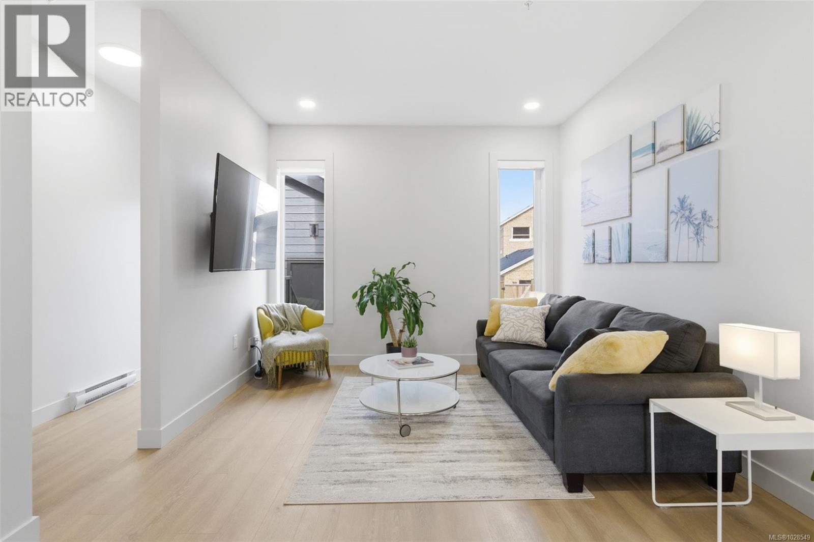 3718 PRODUCERS WAY - 11