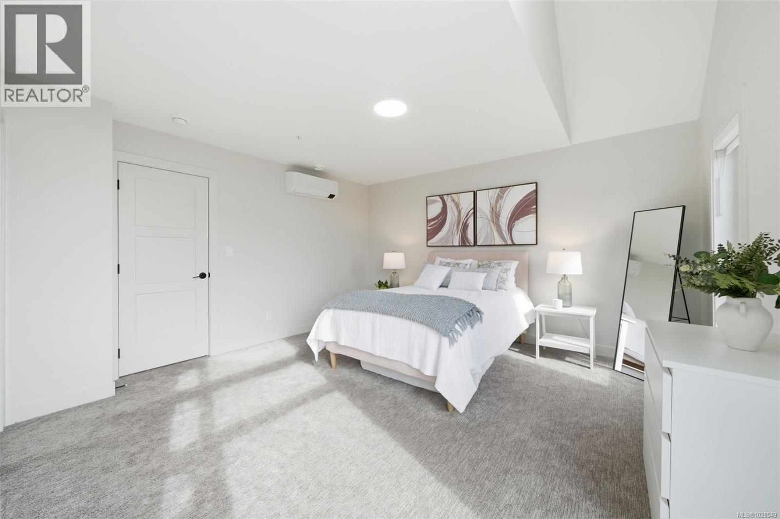 3718 PRODUCERS WAY - 17