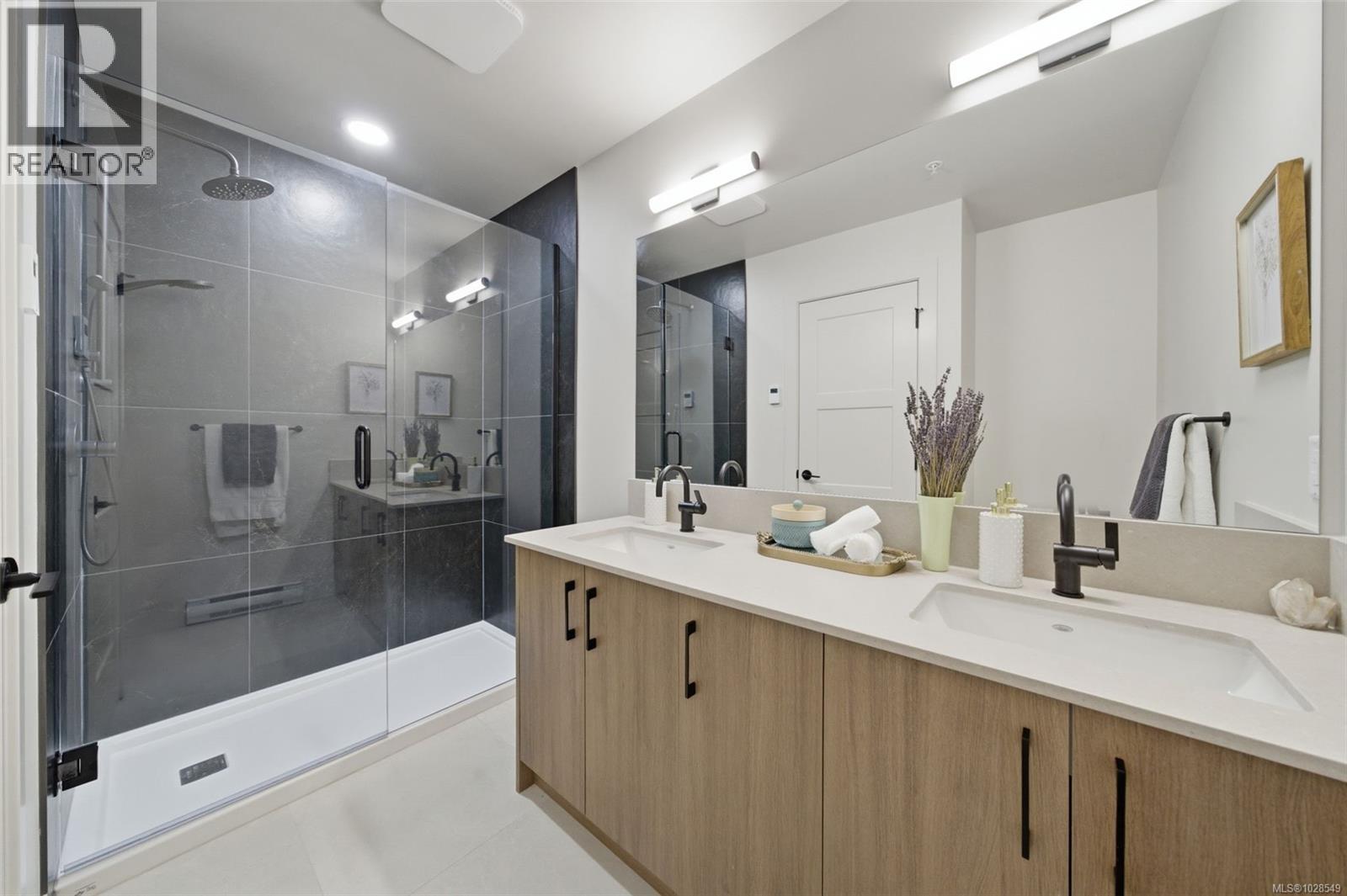 3718 PRODUCERS WAY - 19