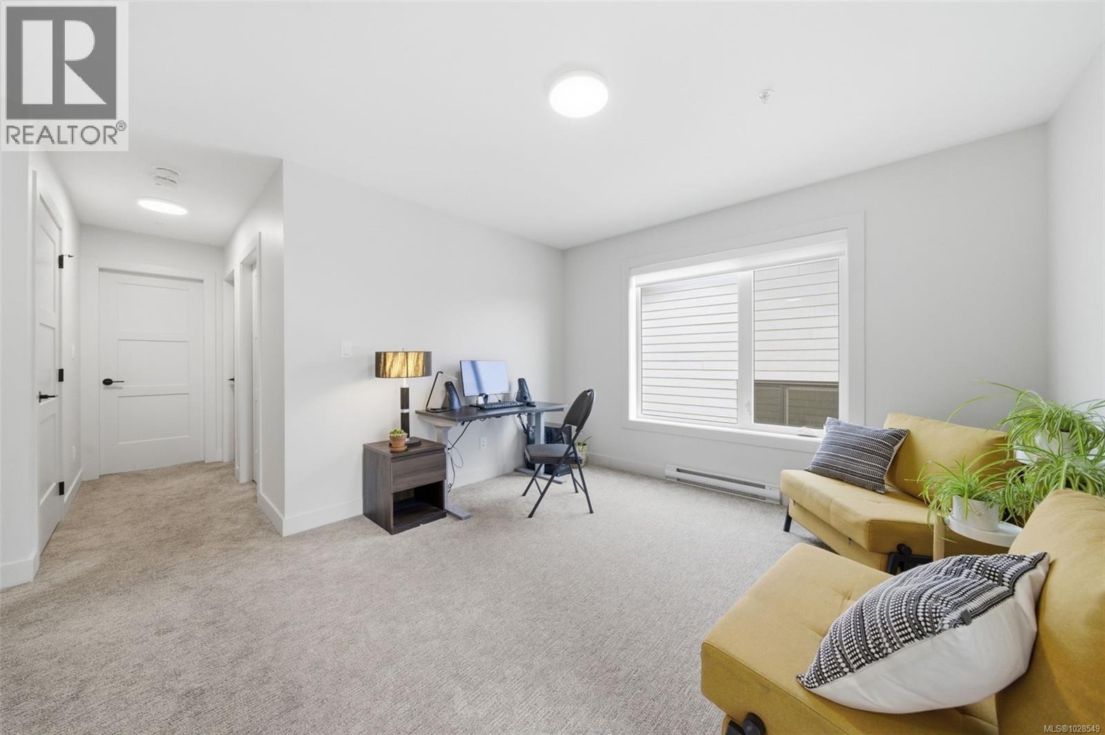 3718 PRODUCERS WAY - 22