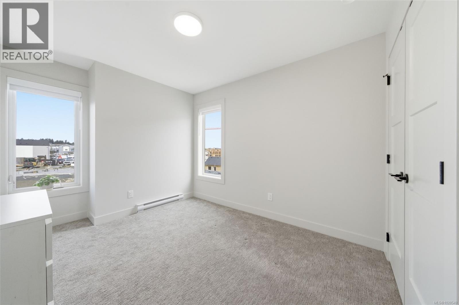 3718 PRODUCERS WAY - 25