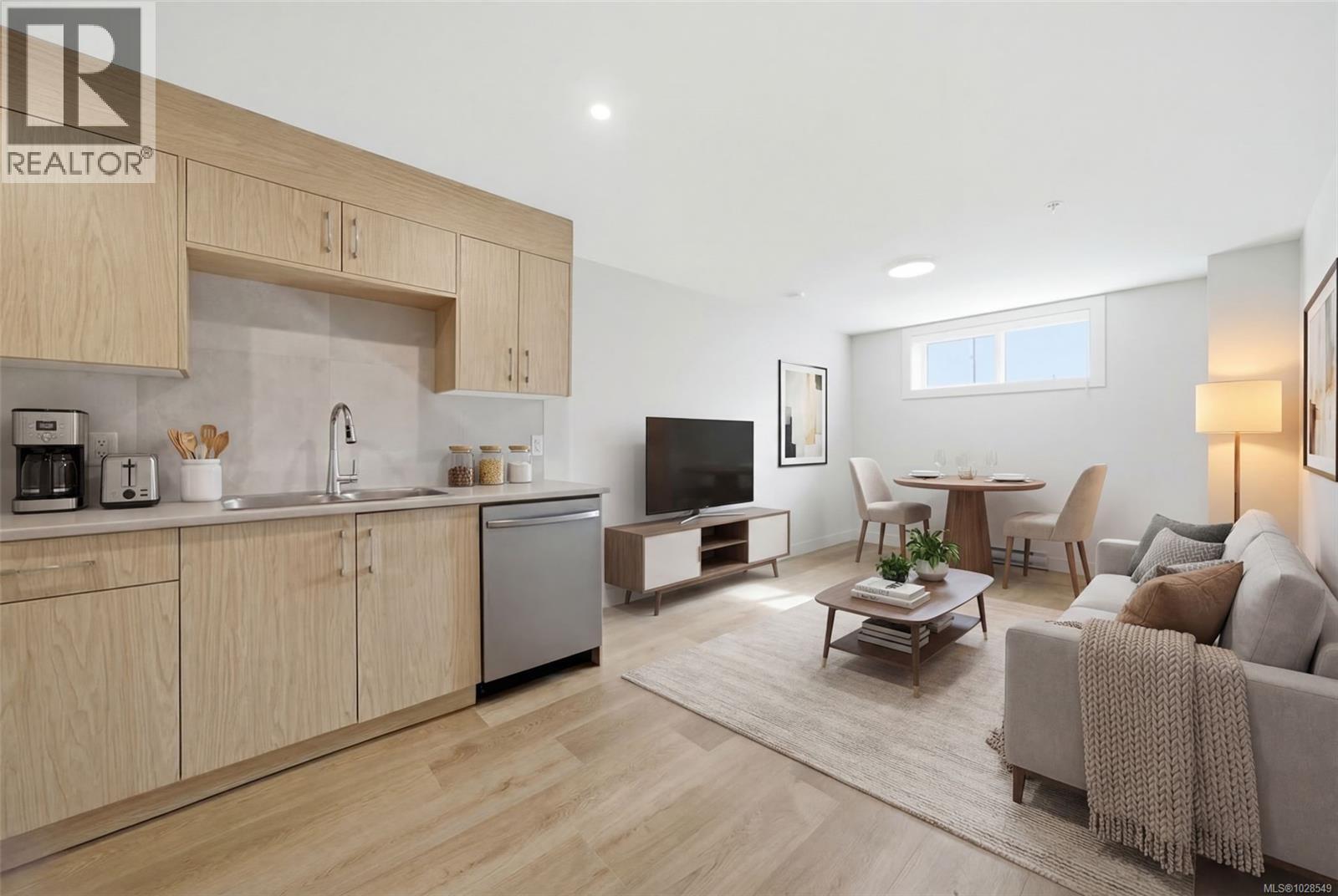 3718 PRODUCERS WAY - 28