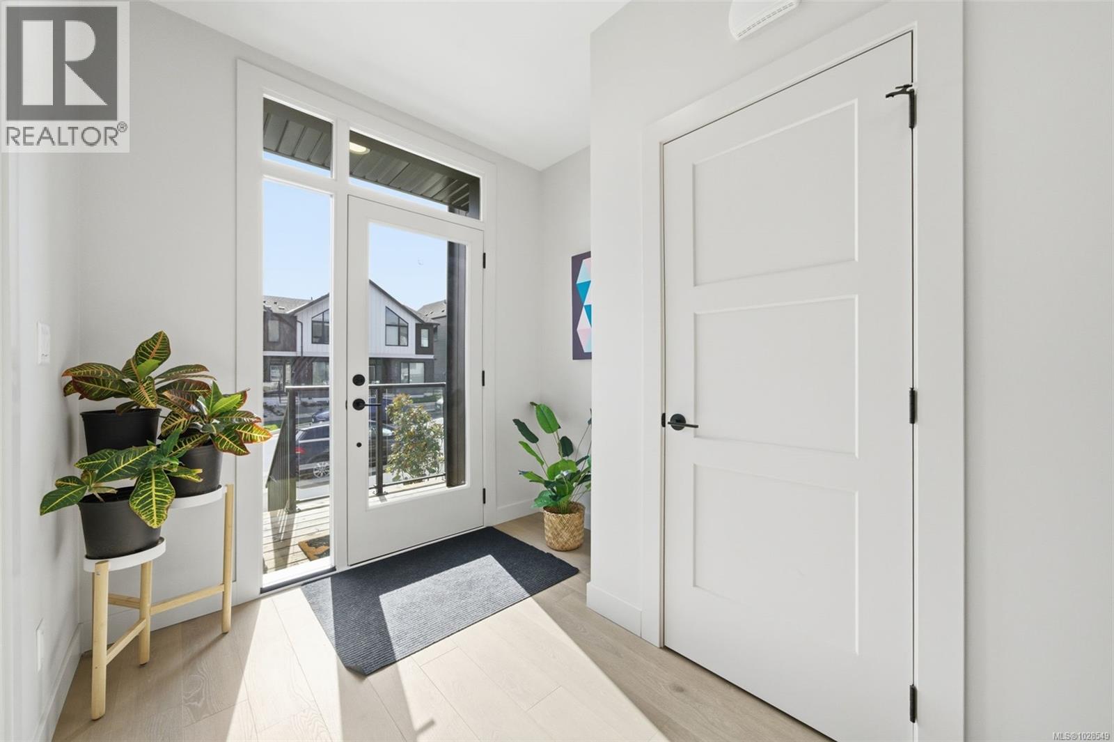 3718 PRODUCERS WAY - 4