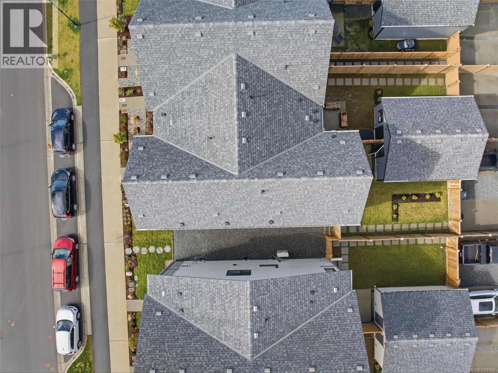 3718 PRODUCERS WAY - 43