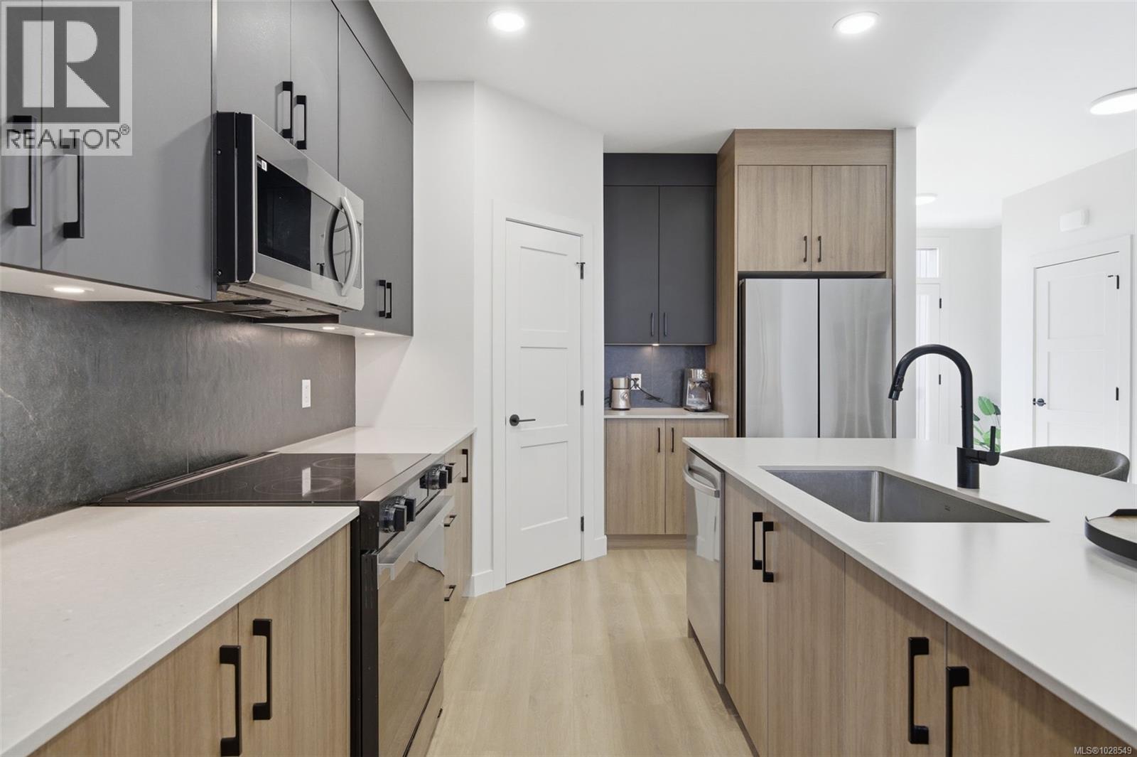 3718 Producers Way - 7