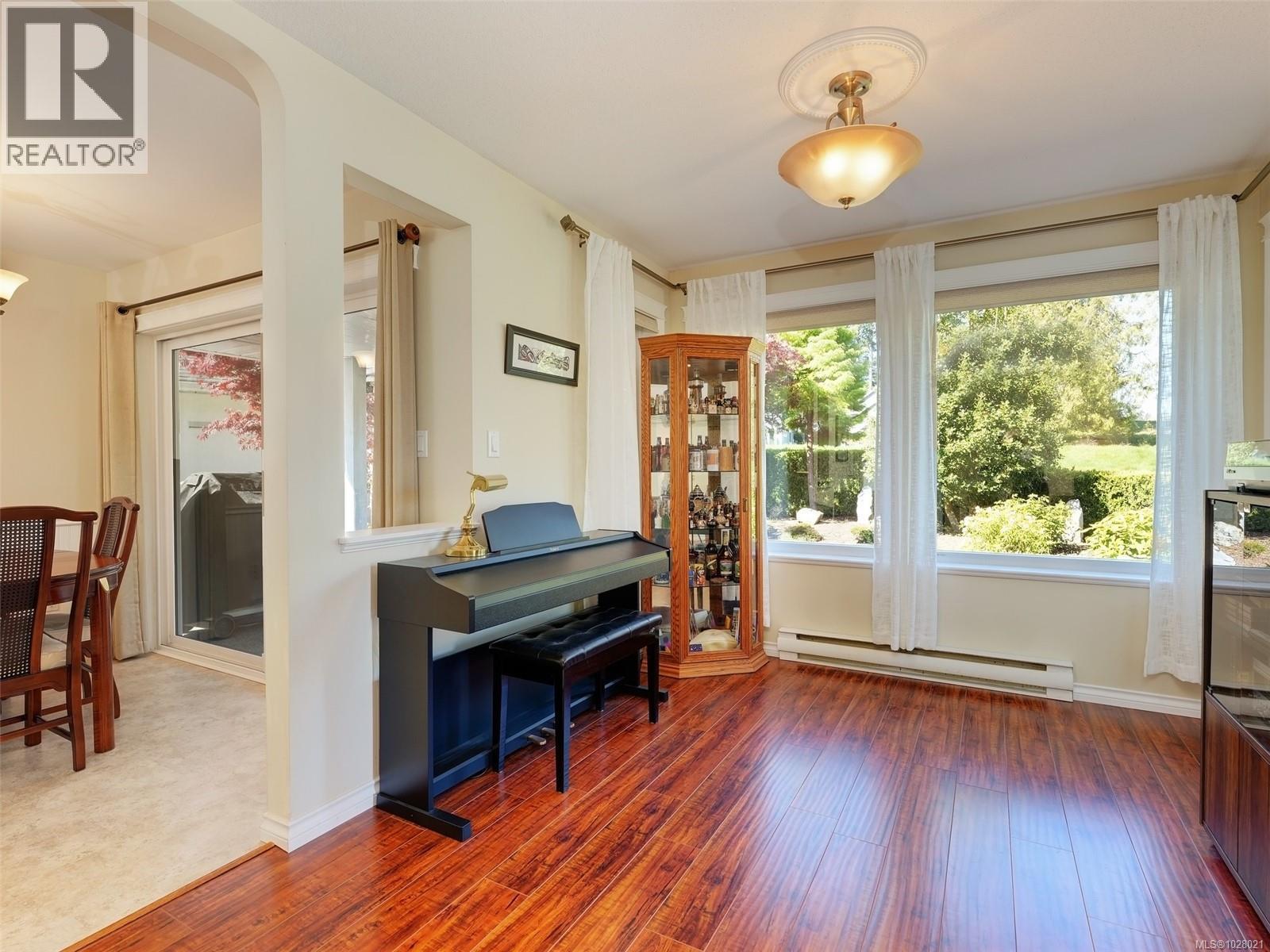  3528 Arbutus Drive South, Cobble Hill