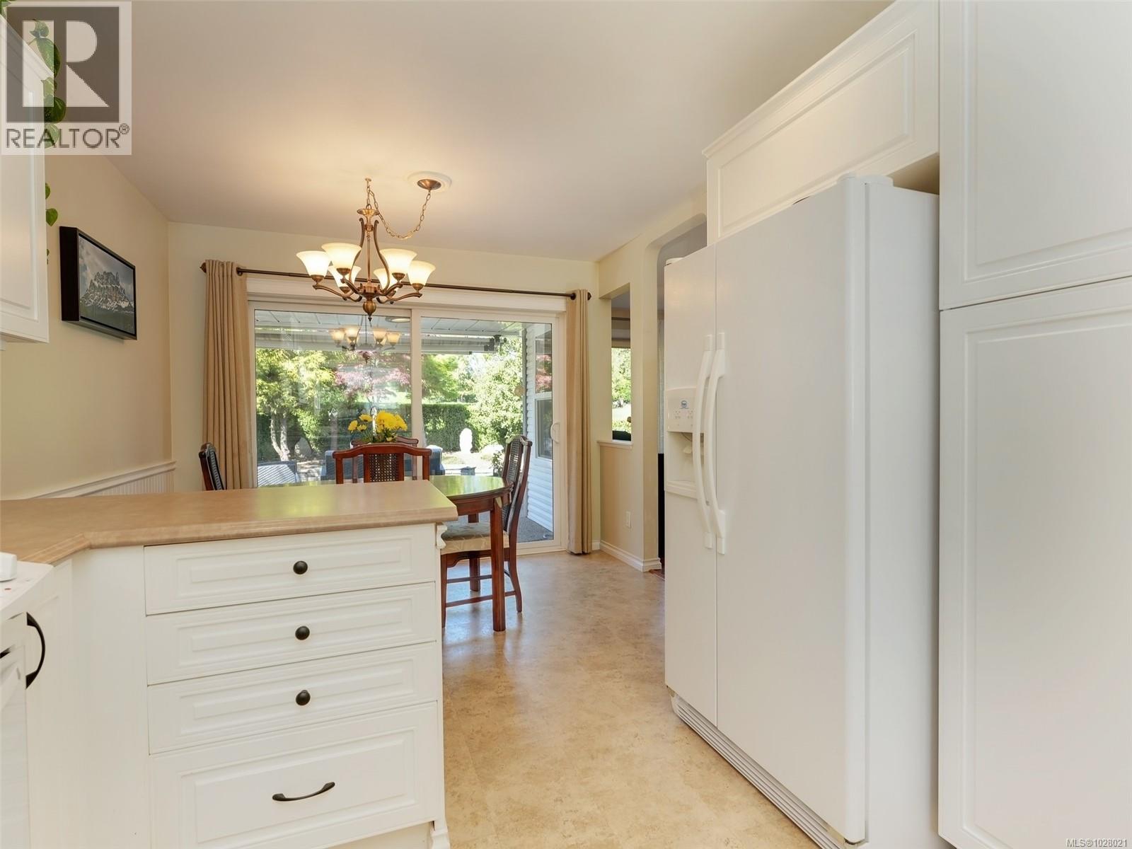  3528 Arbutus Drive South, Cobble Hill