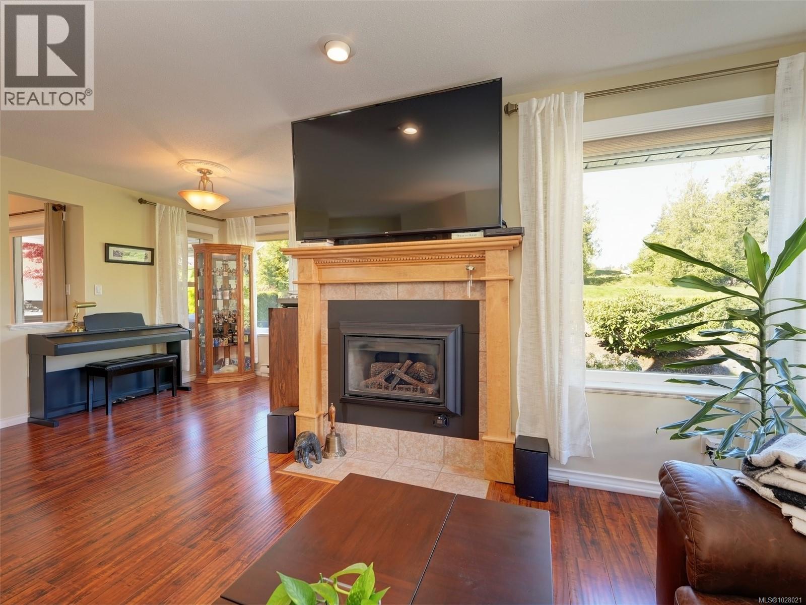  3528 Arbutus Drive South, Cobble Hill