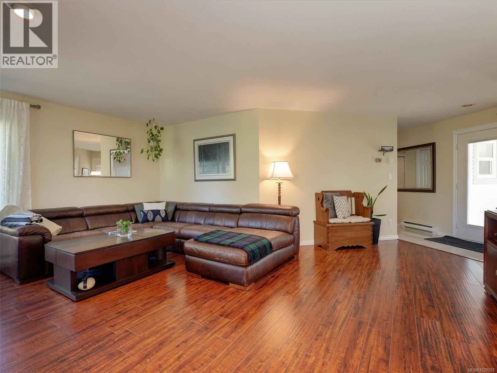  3528 Arbutus Drive South, Cobble Hill