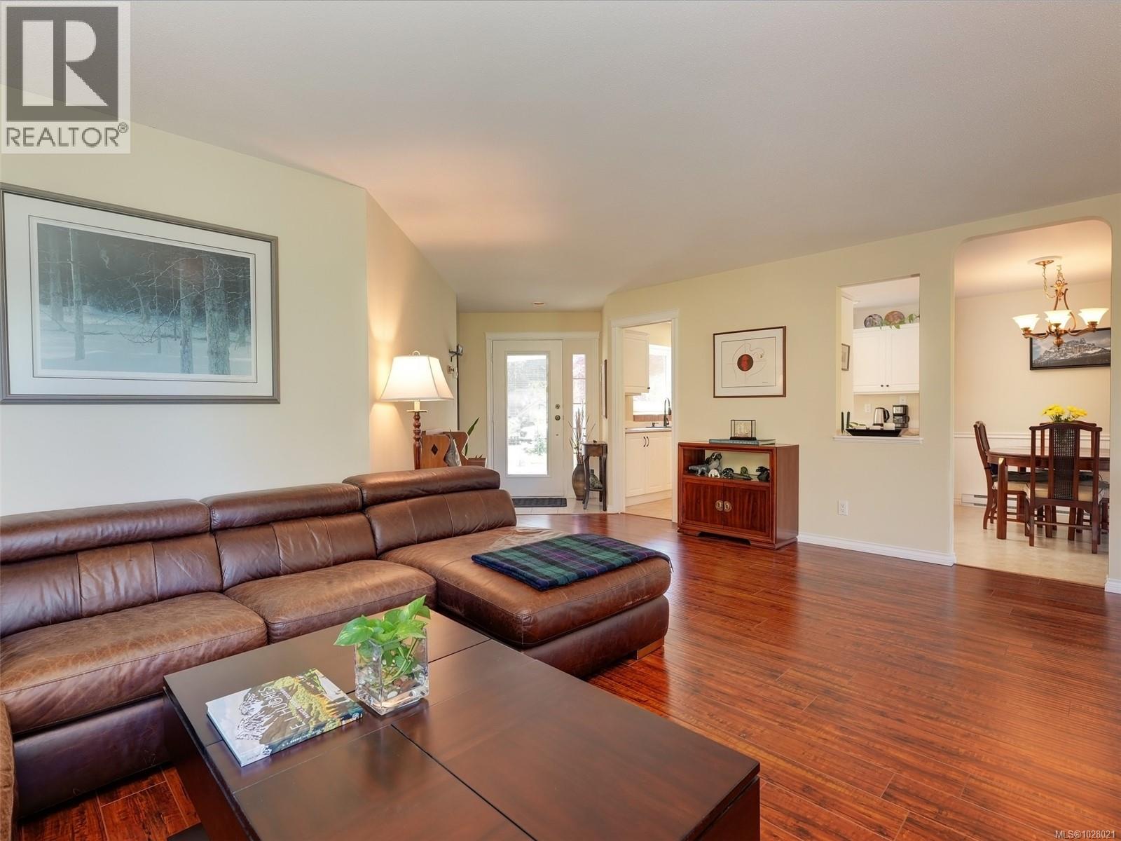  3528 Arbutus Drive South, Cobble Hill