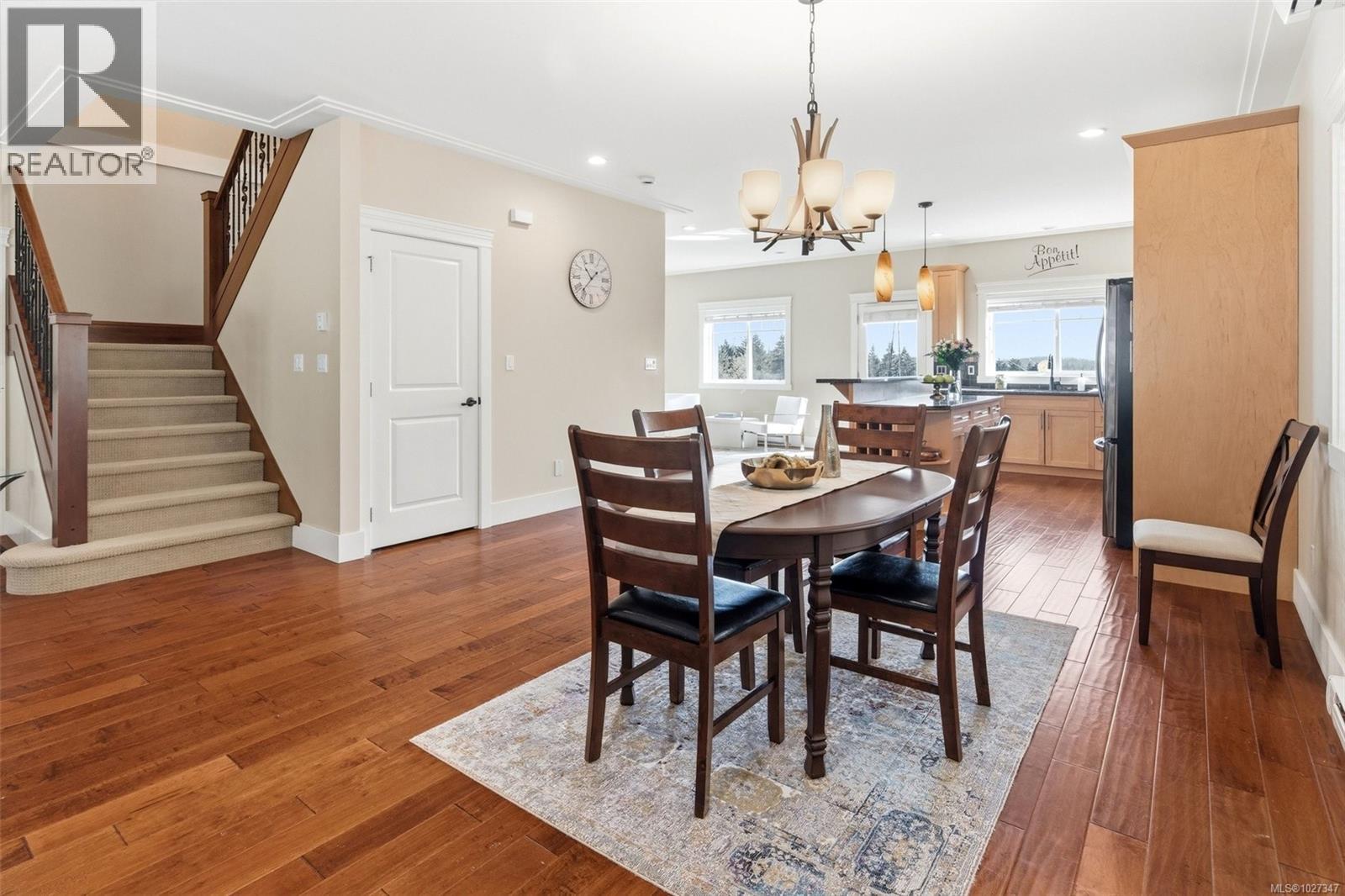 942 ARNGASK AVE - 12