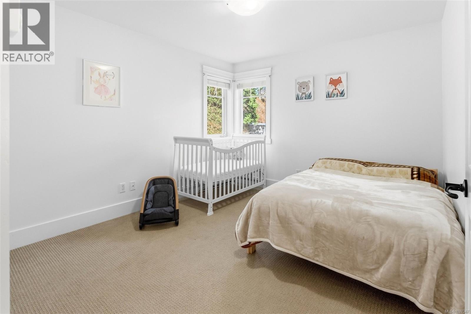 942 ARNGASK AVE - 25