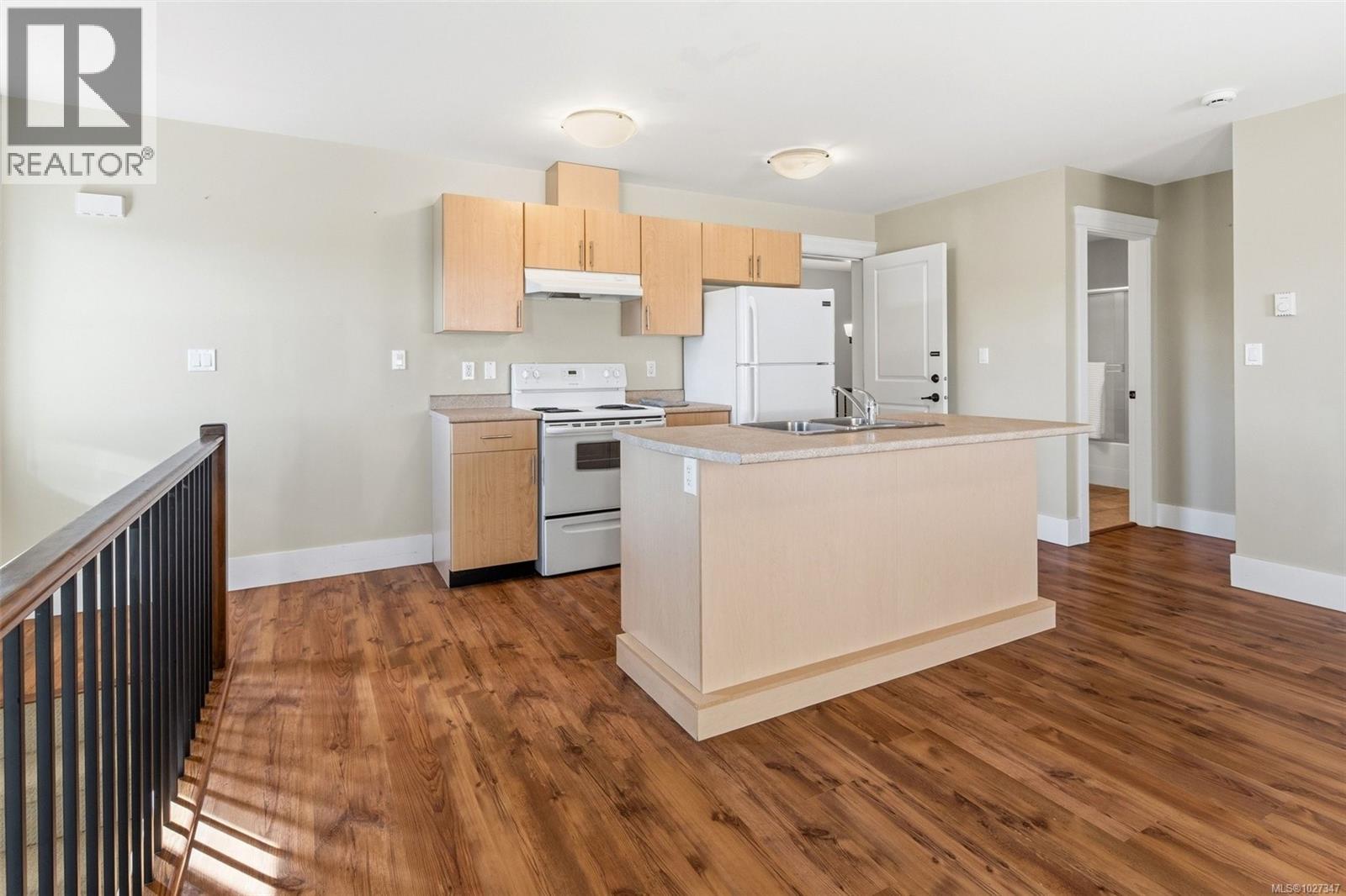 942 ARNGASK AVE - 34