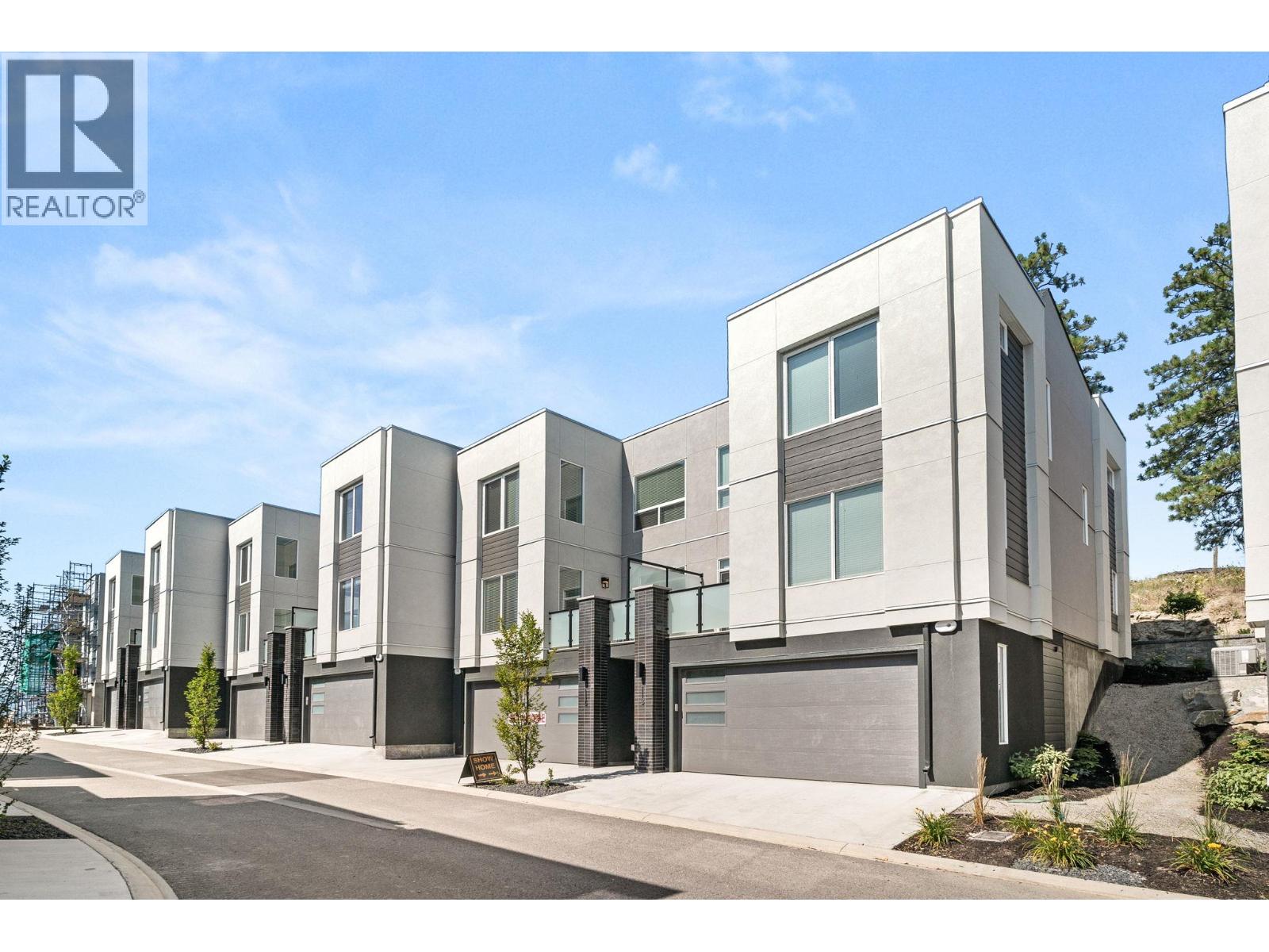 118 610 Academy Way, Kelowna