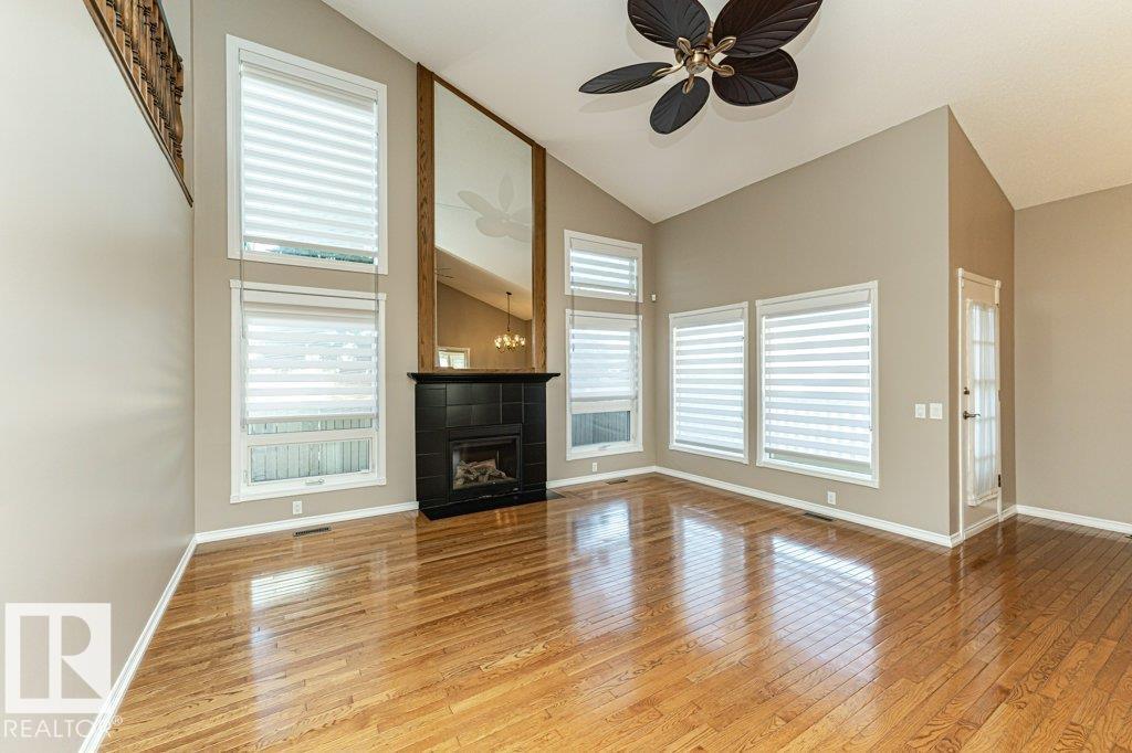 1051 109 ST NW - 19