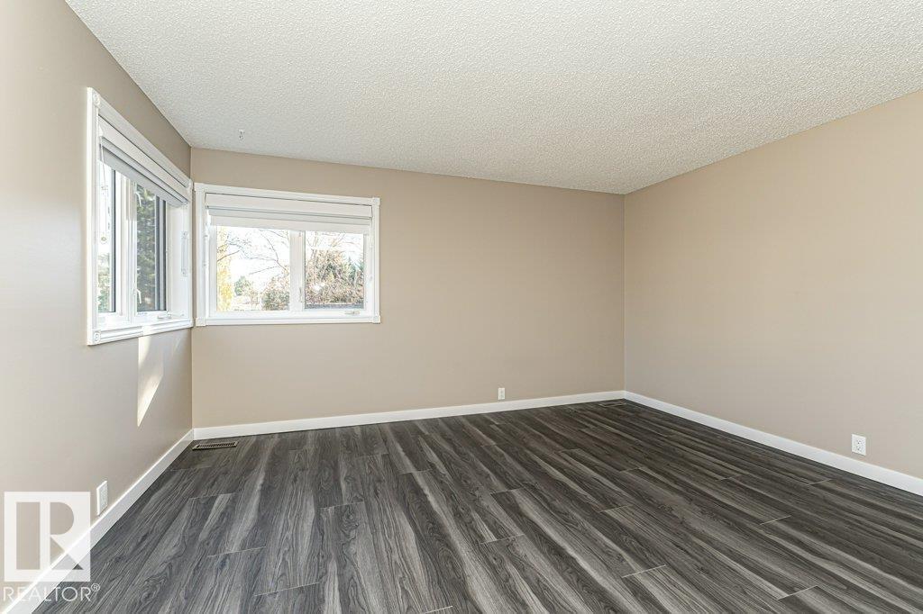 1051 109 ST NW - 46