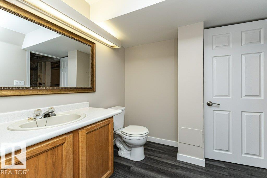 1051 109 ST NW - 56