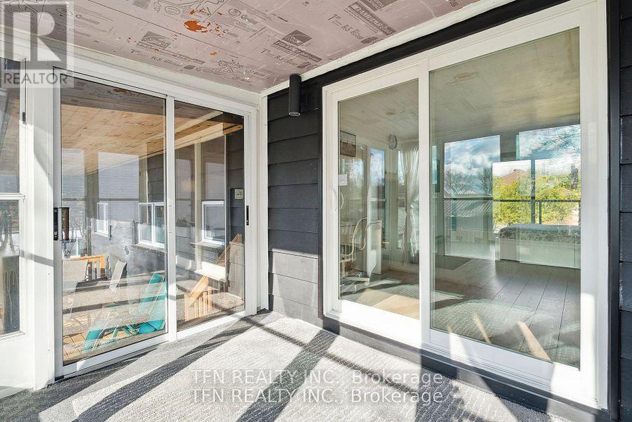 12 SCHOONER LANE - 23