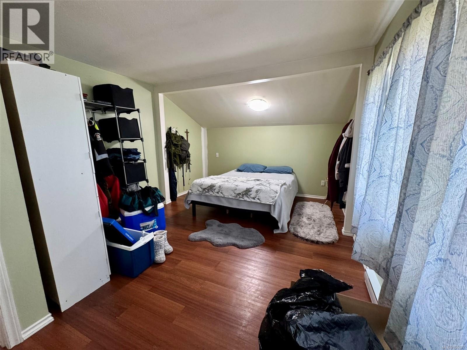 123 MAQUINNA AVE - 16