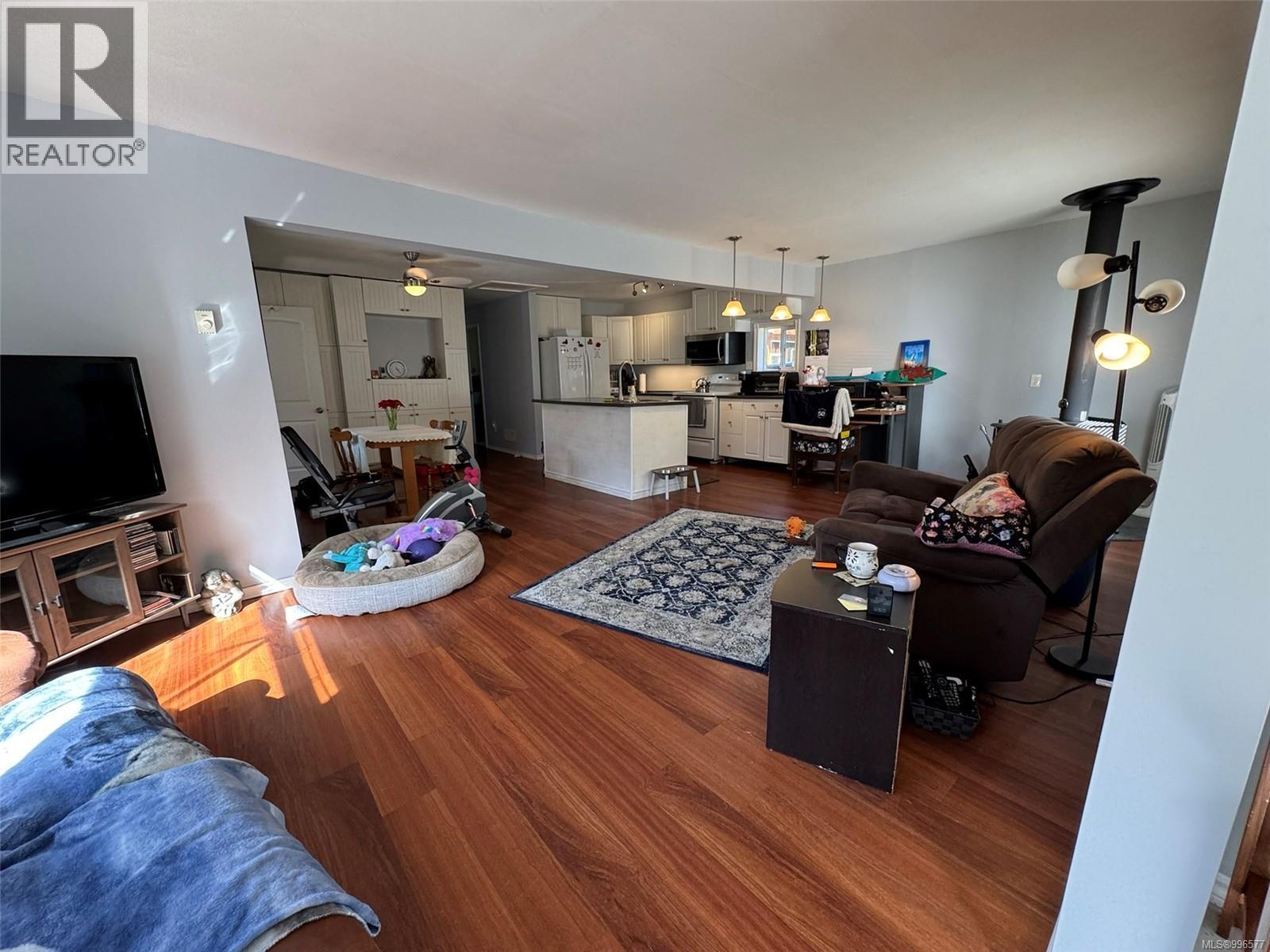 123 MAQUINNA AVE - 8