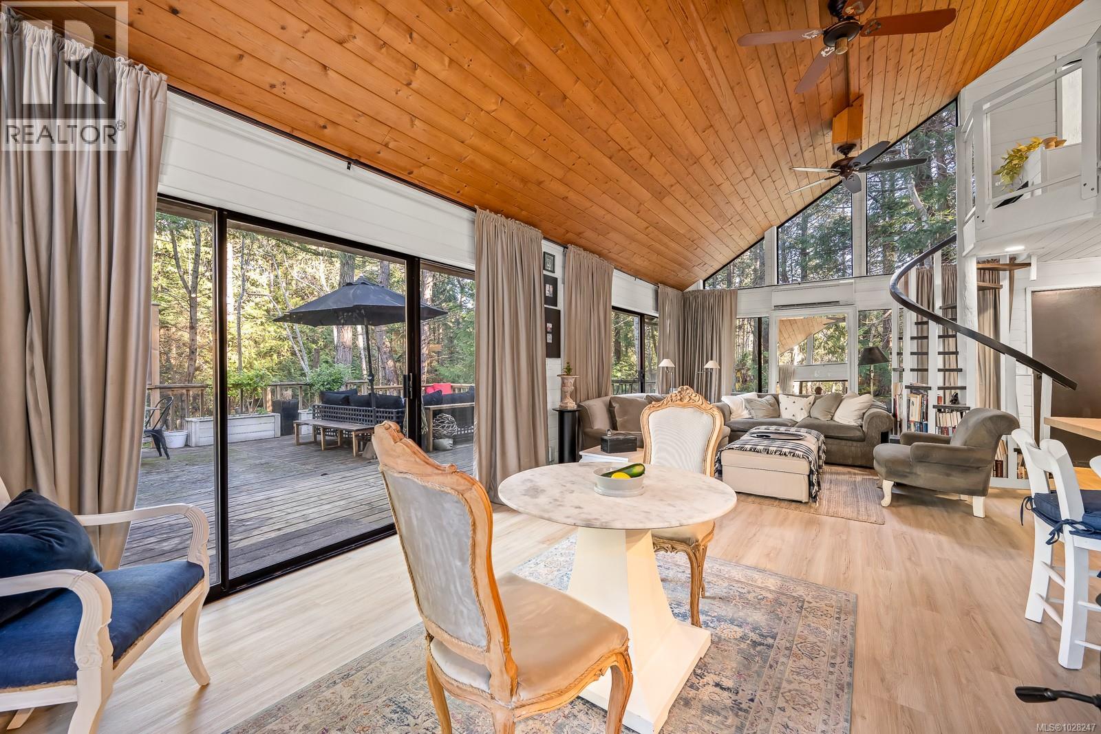 3480 BRIGANTINE CRES - 10