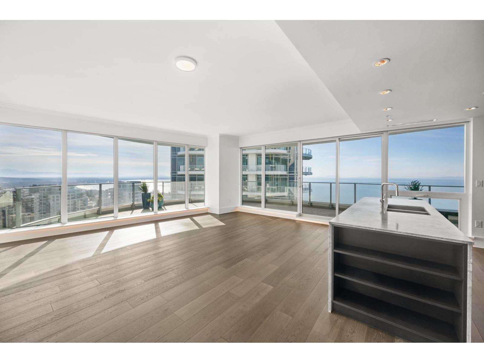 2004 1501 FOSTER STREET, White Rock