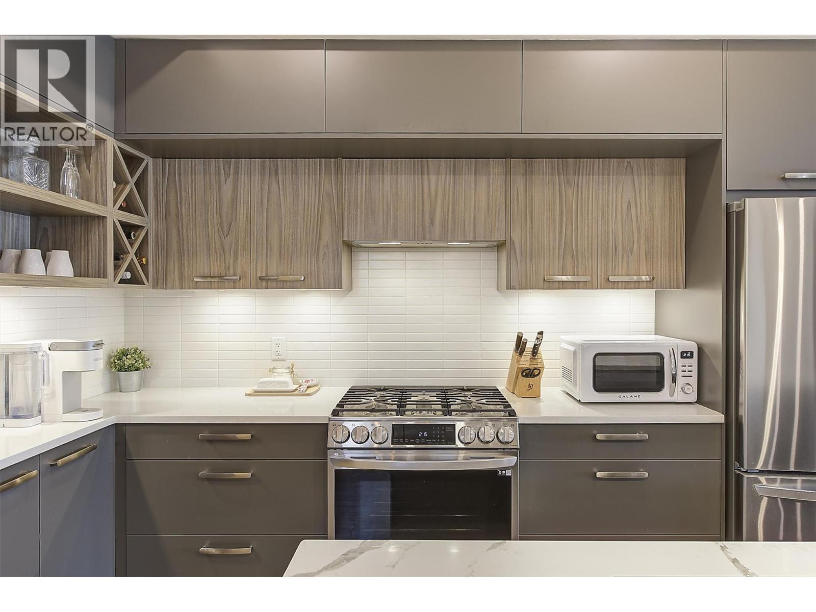 4 845 Lawson Avenue, Kelowna