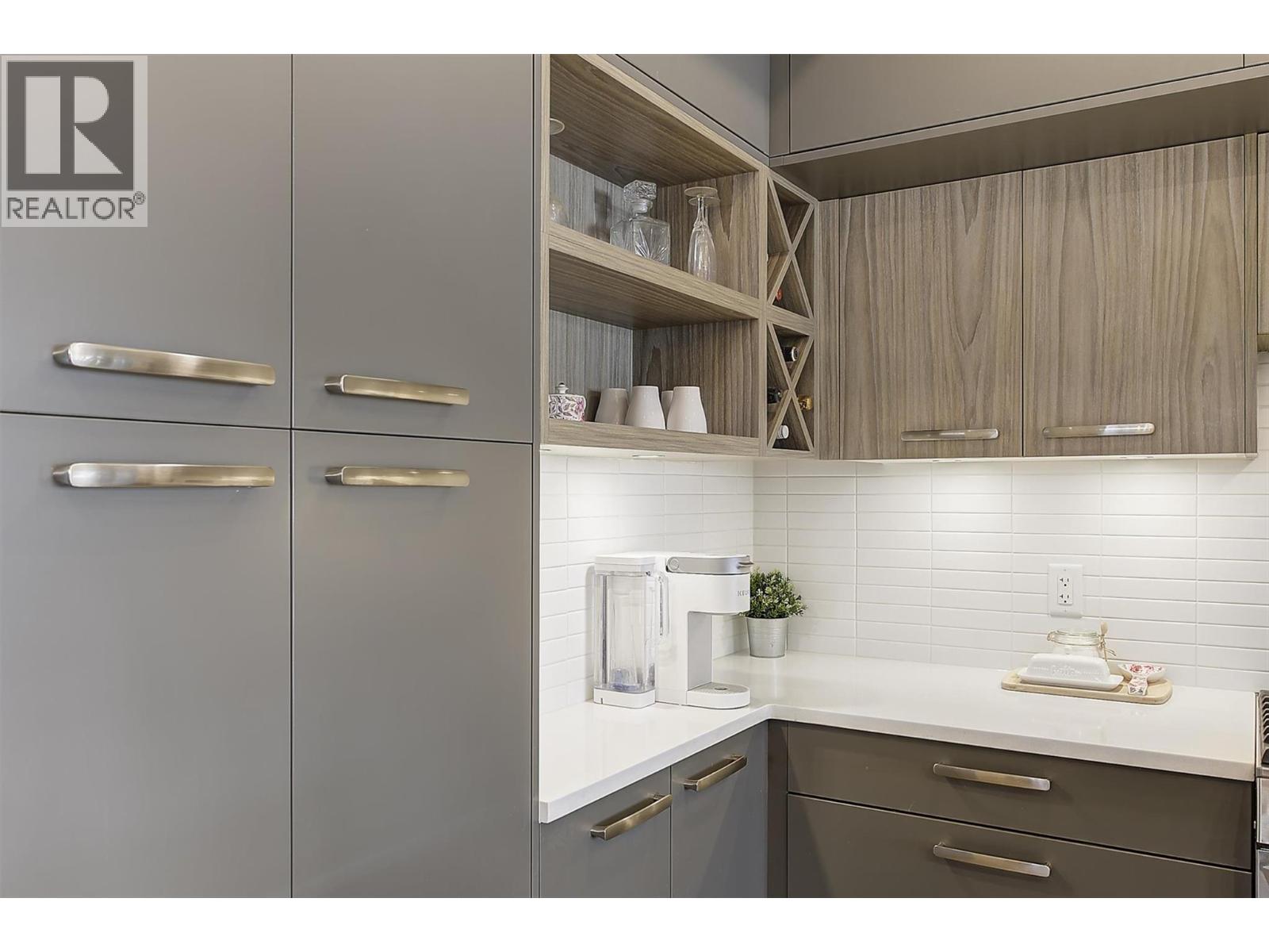 4 845 Lawson Avenue, Kelowna