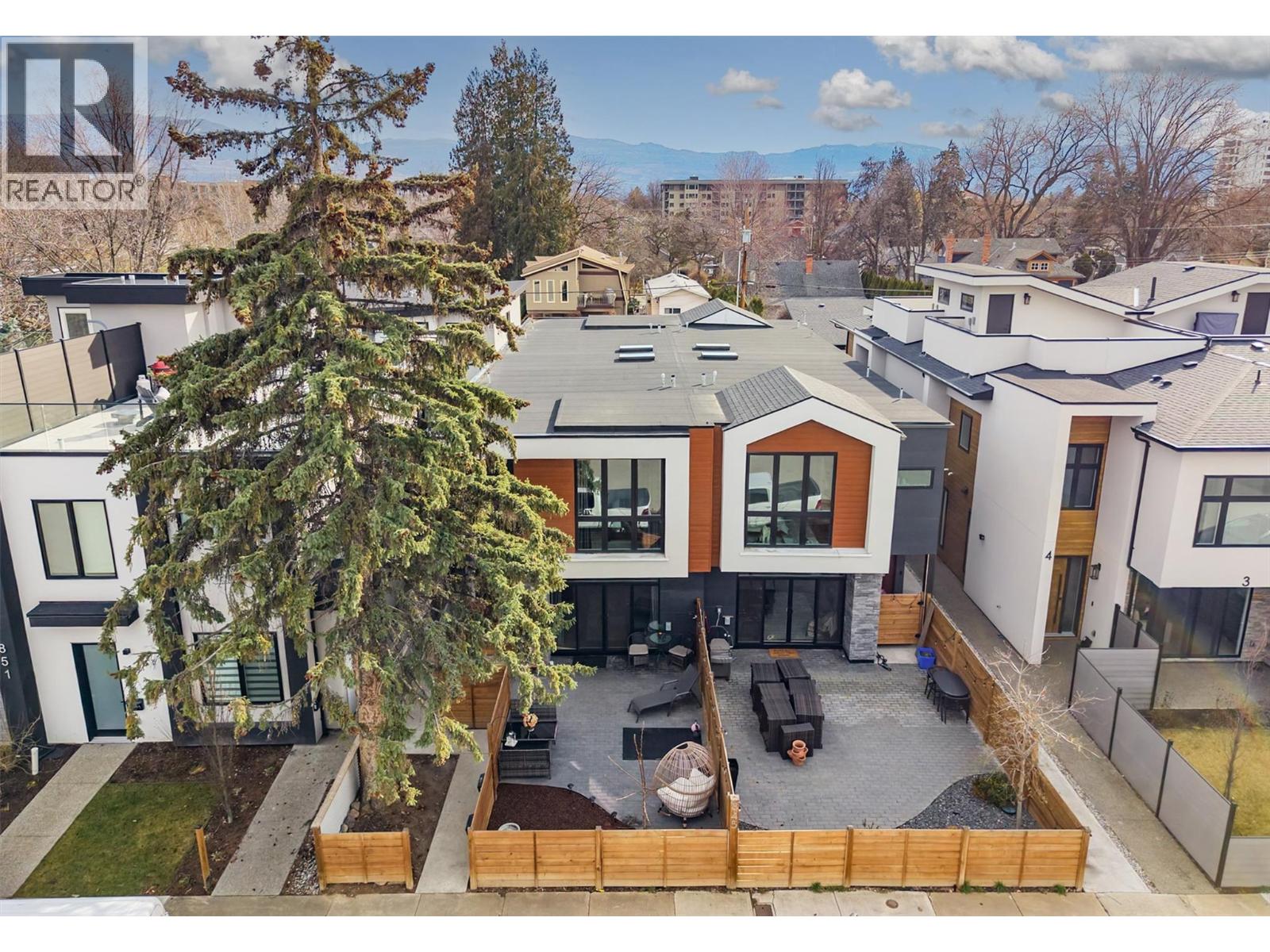 4 845 Lawson Avenue, Kelowna