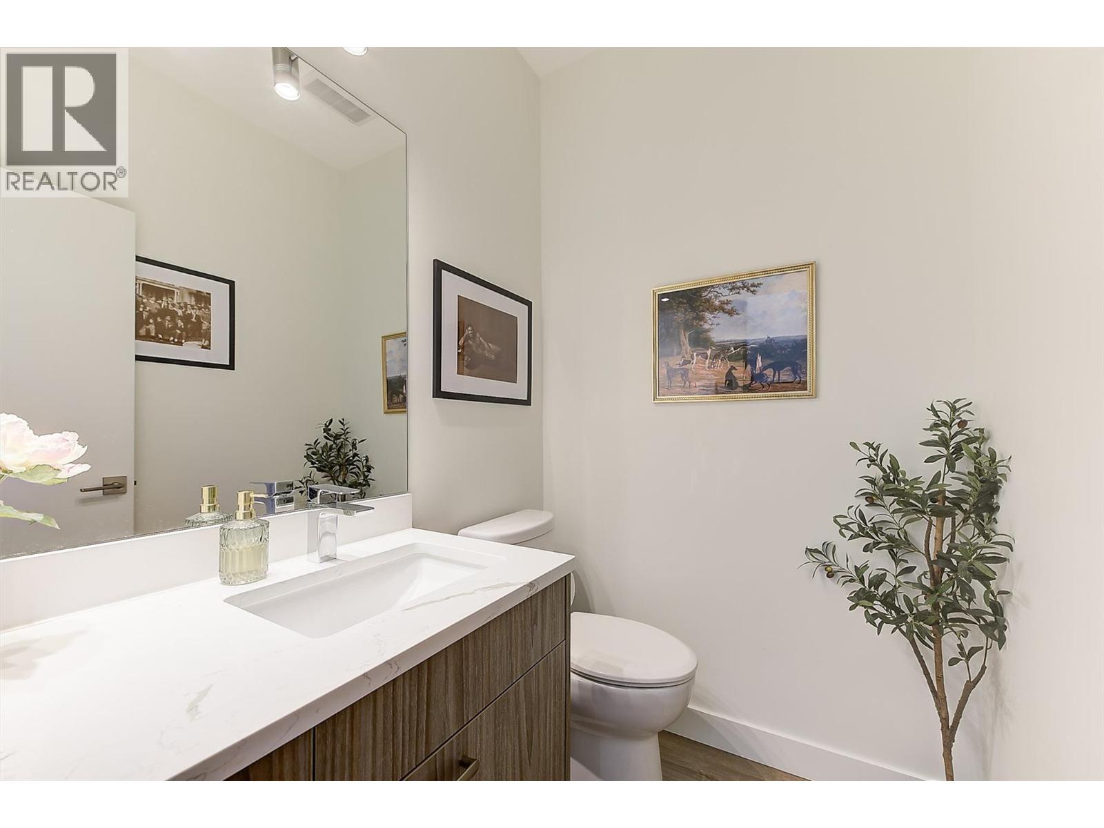 4 845 Lawson Avenue, Kelowna