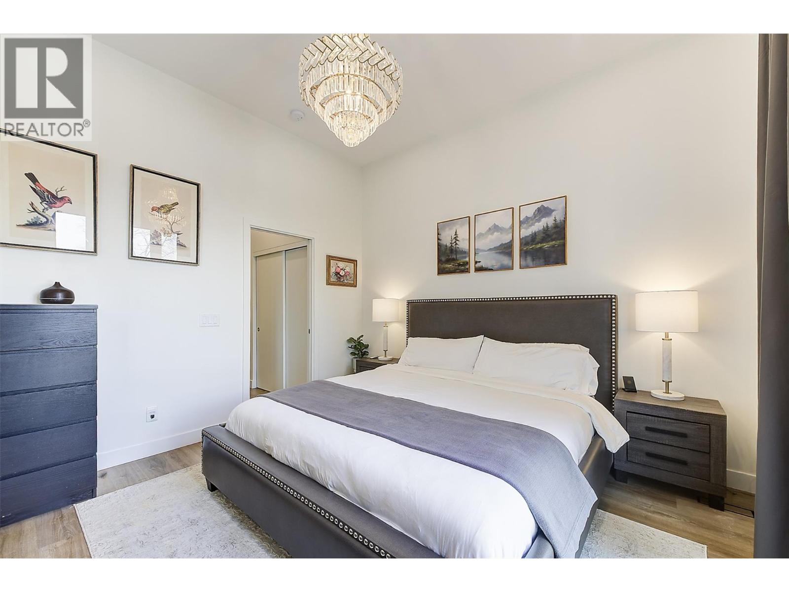 4 845 Lawson Avenue, Kelowna