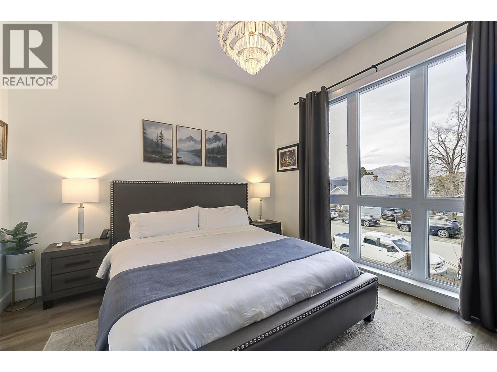 4 845 Lawson Avenue, Kelowna