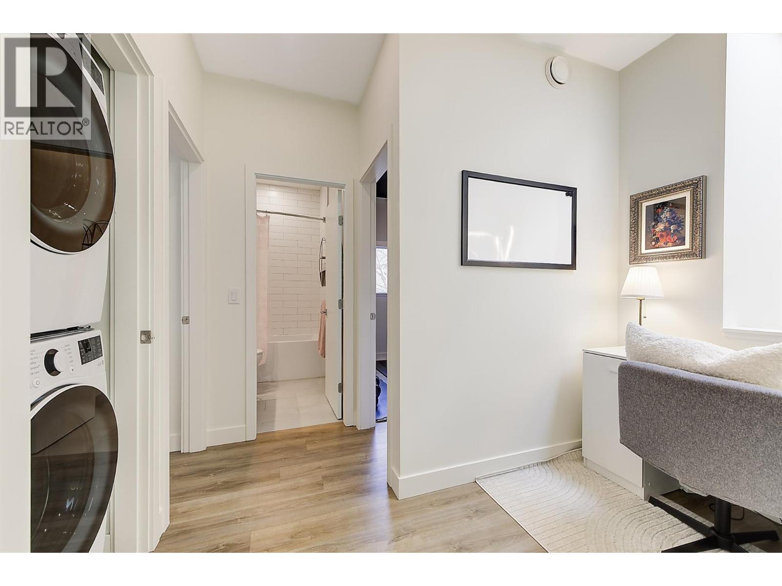 4 845 Lawson Avenue, Kelowna