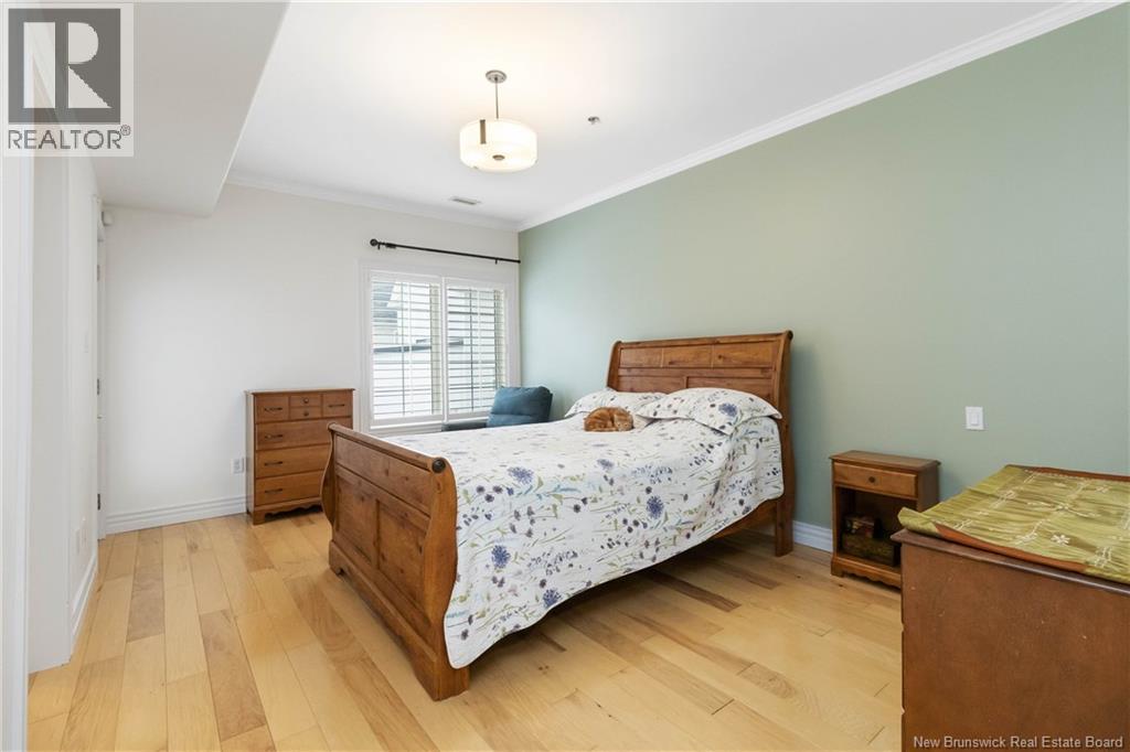 #102 77 CAMERON STREET - 28