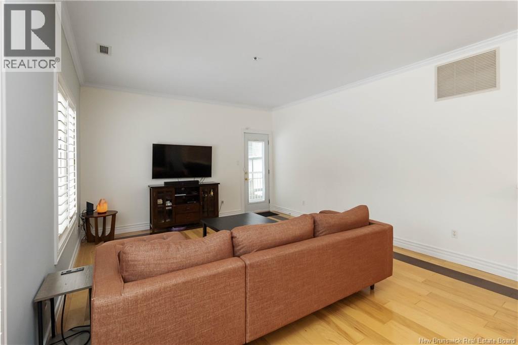 #102 77 CAMERON STREET - 14