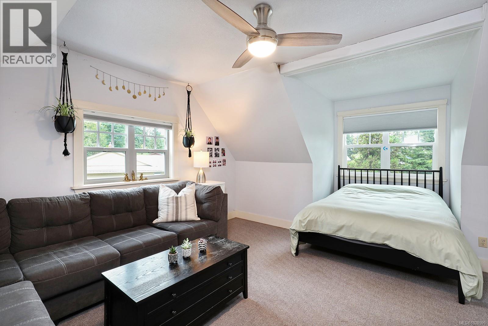 3775 ROY CREEK RD - 28