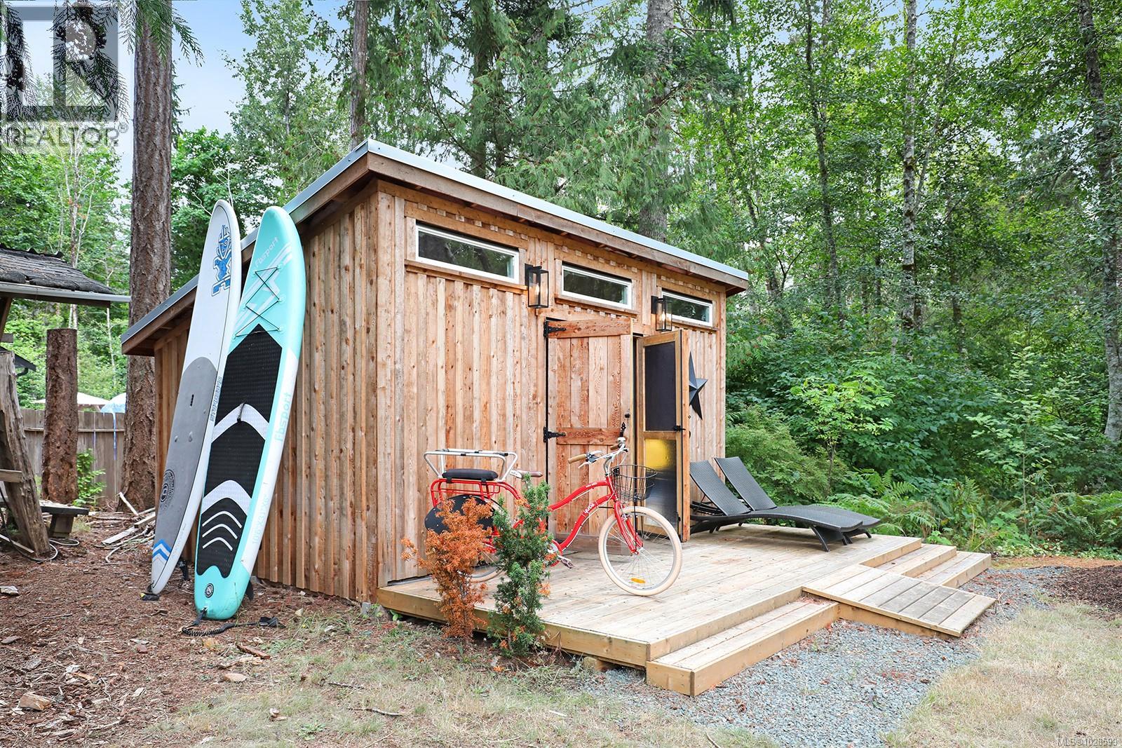 3775 ROY CREEK RD - 33