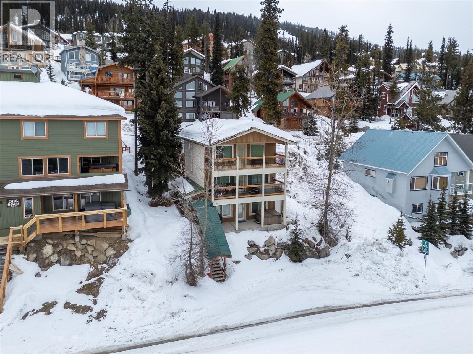 4857 Snow Pines Road, Big White