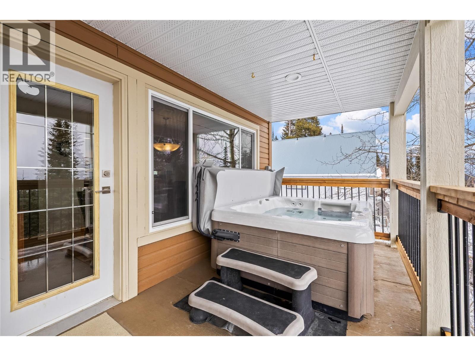 4857 Snow Pines Road, Big White