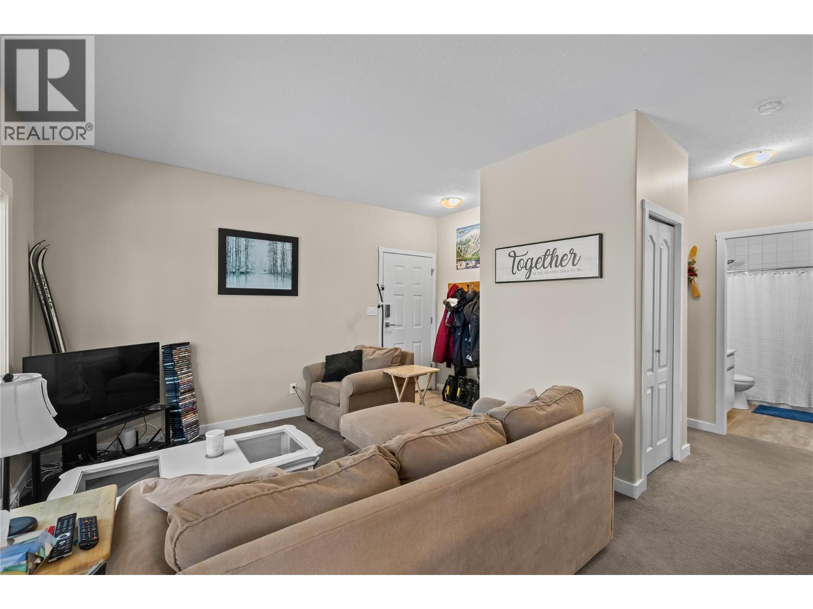 4857 Snow Pines Road, Big White