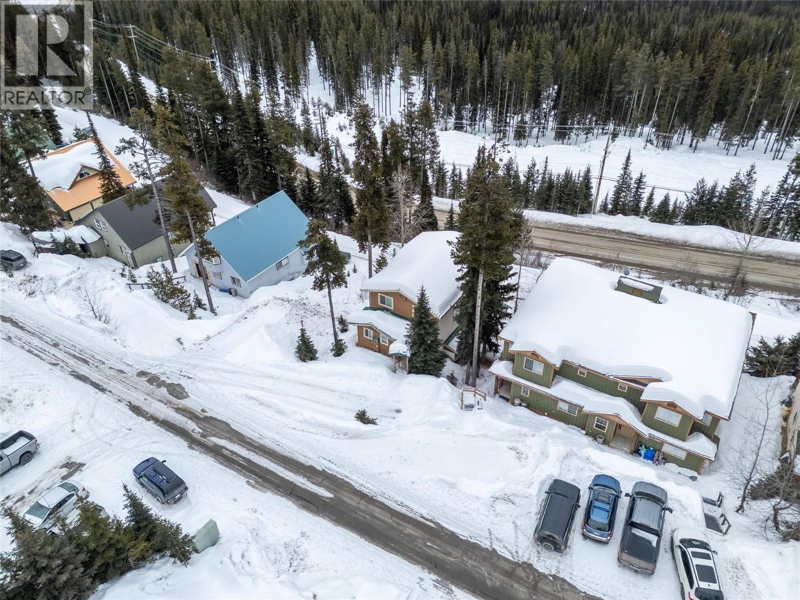 4857 Snow Pines Road, Big White
