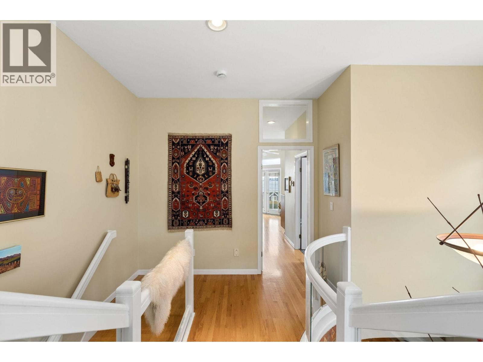 2333 BELLEVUE AVENUE, West Vancouver