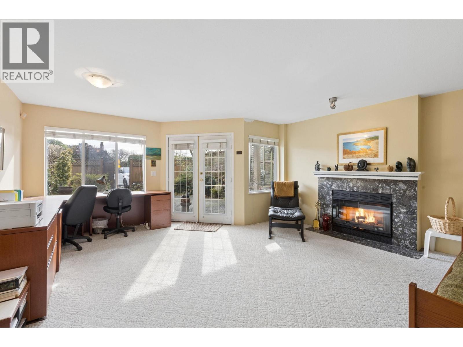 2333 BELLEVUE AVENUE, West Vancouver