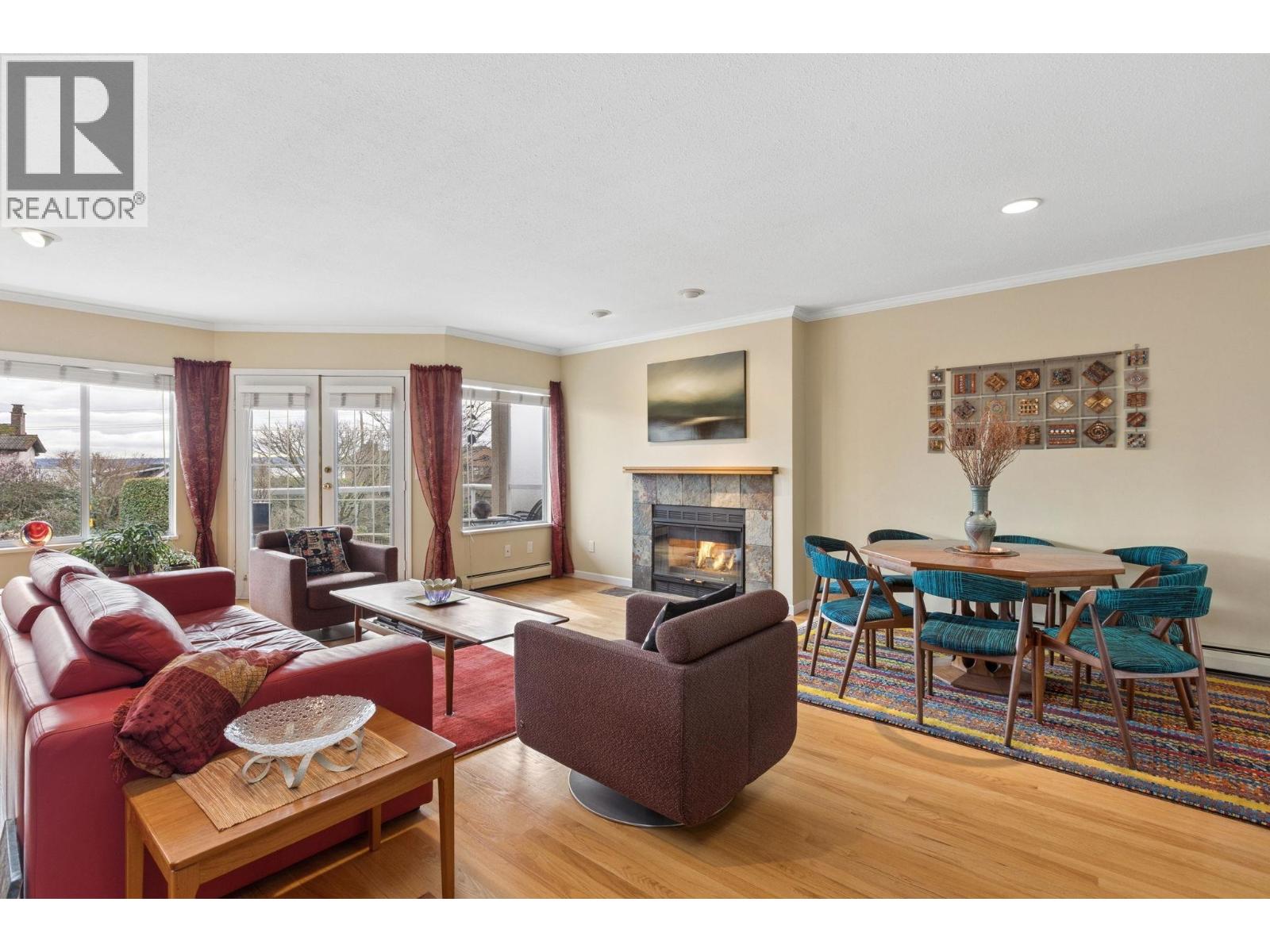 2333 BELLEVUE AVENUE, West Vancouver