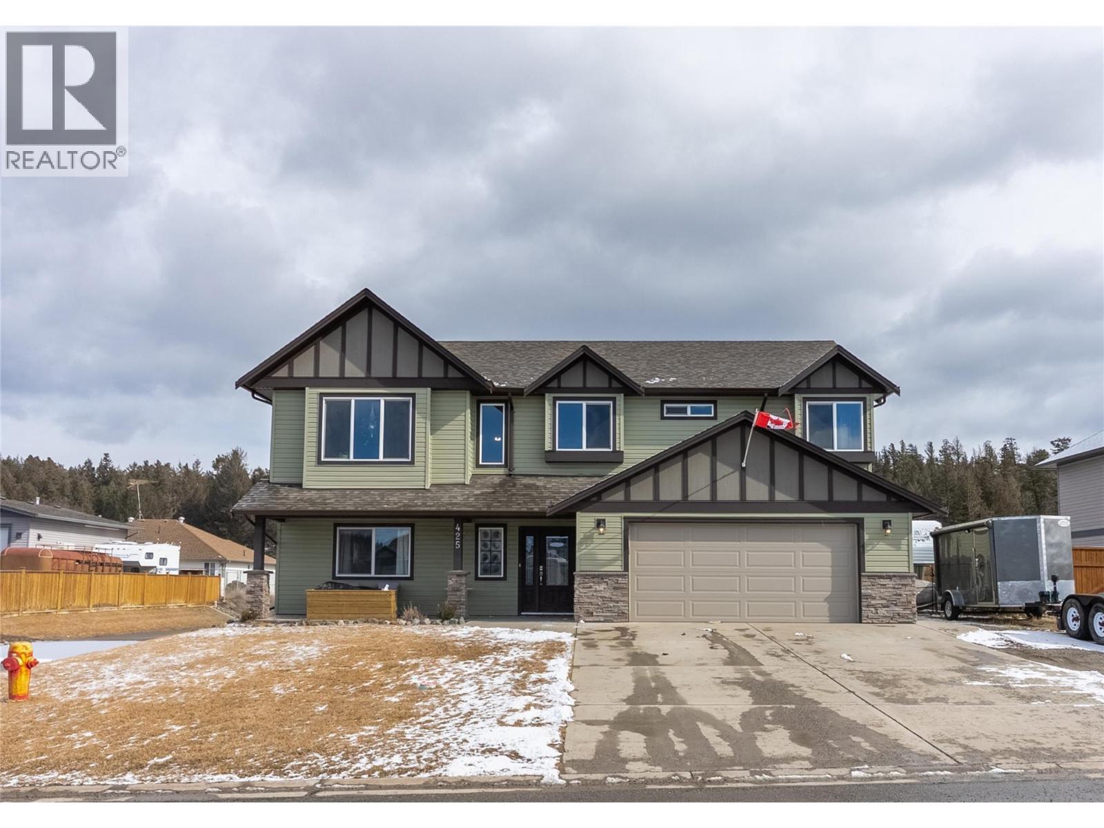 425 ARALIA Place, Logan Lake