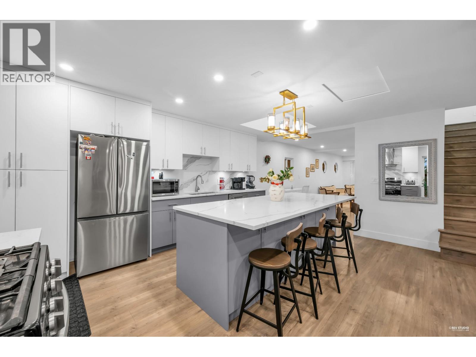 1249 DORAN ROAD, North Vancouver